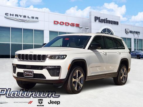 New 2026 Jeep Grand Cherokee L Limited w/ Luxury Tech Group II RWD image 2