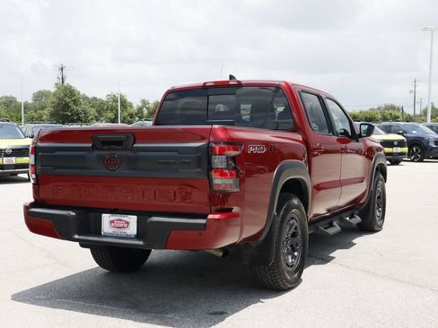 Used 2025 Nissan Frontier PRO-4X AWD/4WD image 5