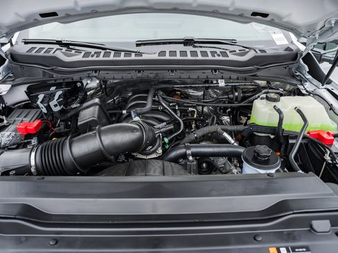 New 2026 Ford F350 XL w/ XL Chrome Package image 24