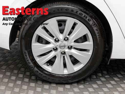 Used 2024 Nissan Sentra S FWD image 29