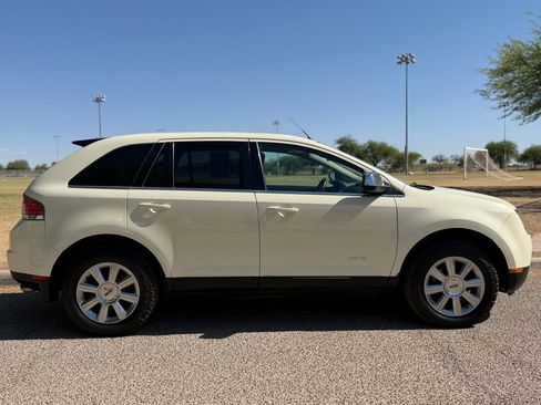 Used 2007 Lincoln MKX AWD image 6