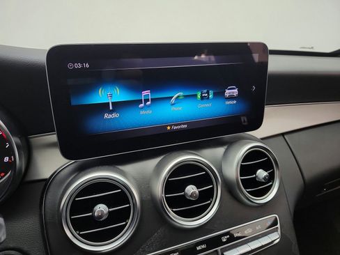 Used 2019 Mercedes-Benz C 300 Sedan image 10