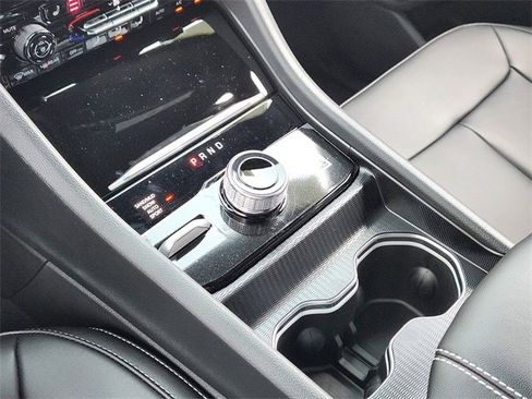 New 2025 Jeep Grand Cherokee Limited image 16