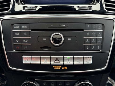 Used 2019 Mercedes-Benz GLE 400 4MATIC image 21