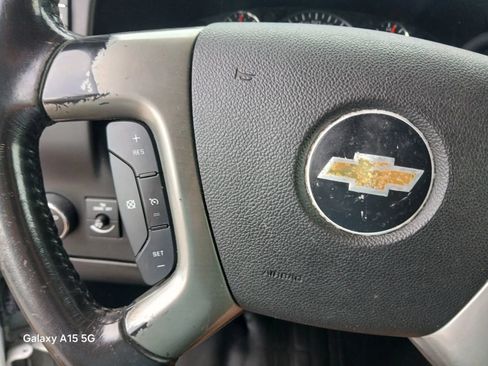 Used 2018 Chevrolet Express 3500 Extended w/ Driver Convenience Package RWD image 25