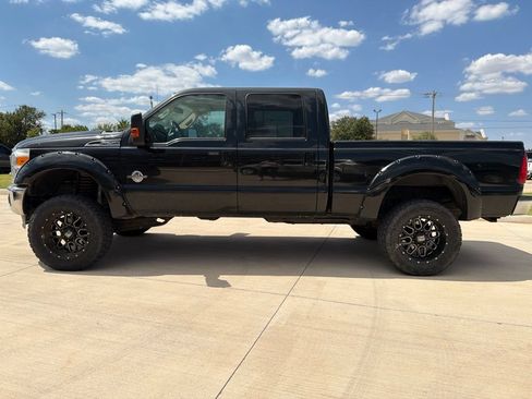 Used 2014 Ford F250 Lariat w/ Lariat Ultimate Package AWD/4WD image 6