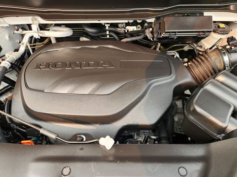 Certified 2023 Honda Passport EX-L image 18