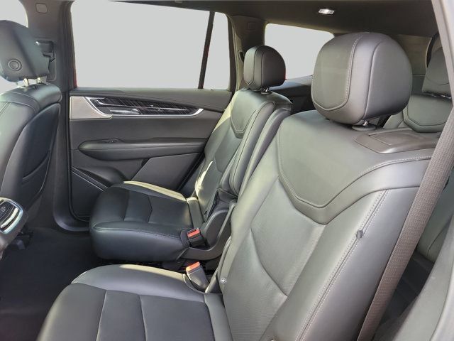 Used 2023 Cadillac XT6 Premium Luxury w/ Technology Package FWD image 12