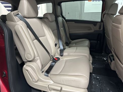 Used 2024 Honda Odyssey Touring image 40