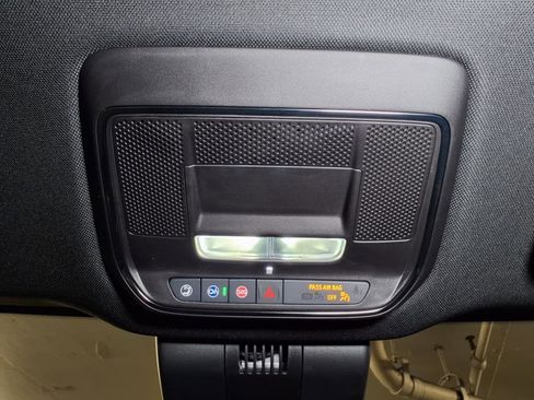 Used 2026 GMC Sierra EV Elevation image 19