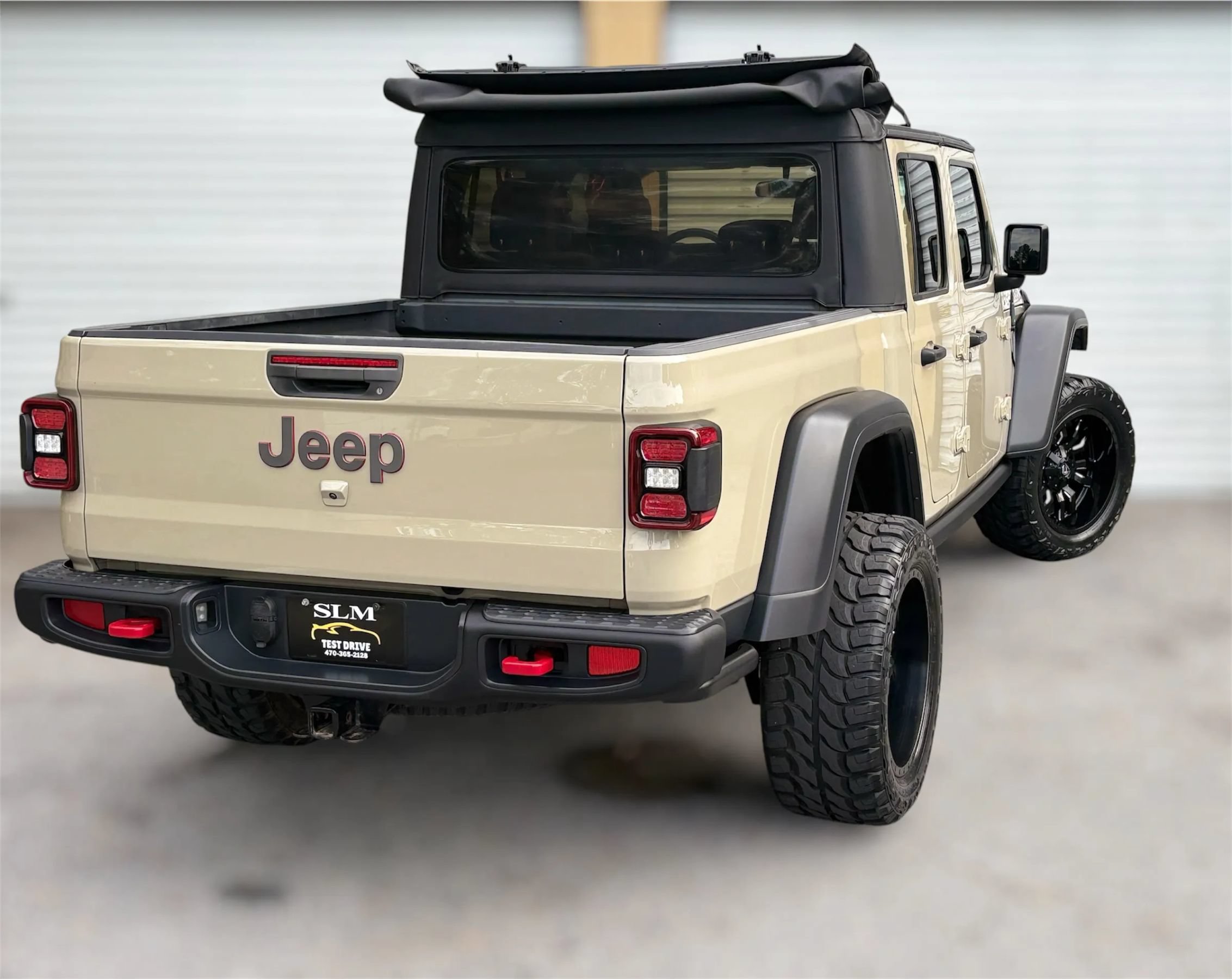 Used 2020 Jeep Gladiator Rubicon w/ LED Lighting Group AWD/4WD image 12