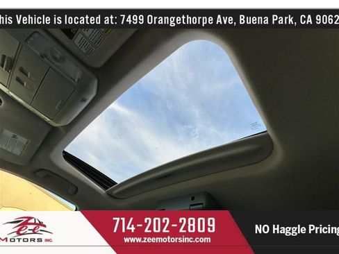 Used 2015 Toyota Sequoia SR5 w/ Premium Package RWD image 30