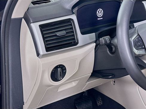 Used 2023 Volkswagen Atlas SE FWD image 10
