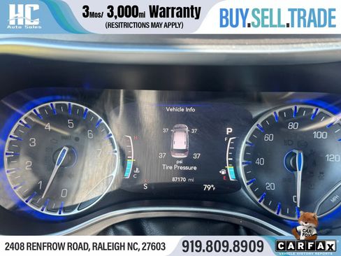 Used 2017 Chrysler Pacifica Limited FWD image 29