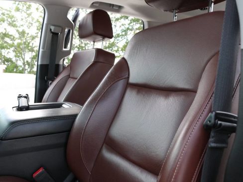 Used 2019 Chevrolet Tahoe Premier w/ Premier Plus Edition AWD/4WD image 90
