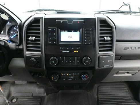 Used 2021 Ford F250 XL w/ Power Equipment Group image 32