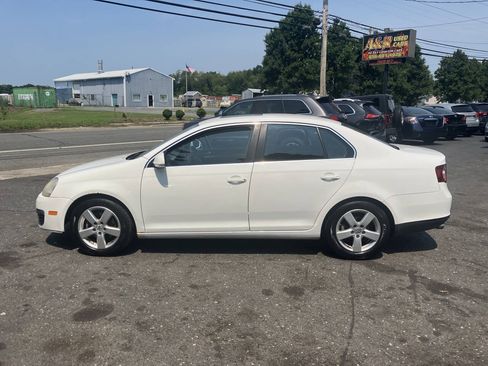 Used 2009 Volkswagen Jetta SEL FWD image 10