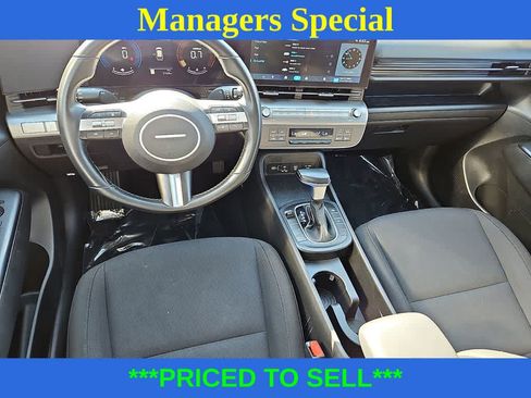 Used 2024 Hyundai Kona SEL FWD image 10