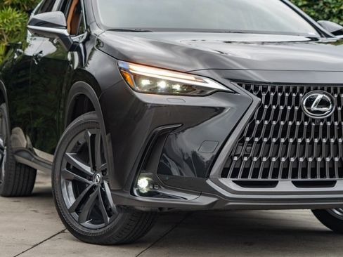 New 2026 Lexus NX 450h+ Luxury image 4