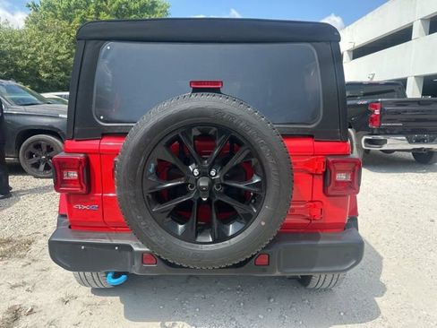 Used 2022 Jeep Wrangler Unlimited Sahara w/ Safety Group image 35