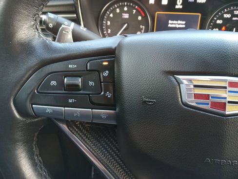 Used 2023 Cadillac XT6 Sport w/ Technology Package image 21