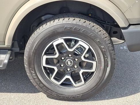 Used 2026 Ford Bronco Outer Banks AWD/4WD image 30