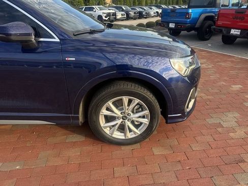 Used 2022 Audi Q3 2.0T Premium Plus w/ Premium Plus Package AWD/4WD image 17