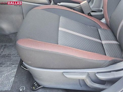 New 2025 Nissan Versa SR w/ Trunk Package image 19