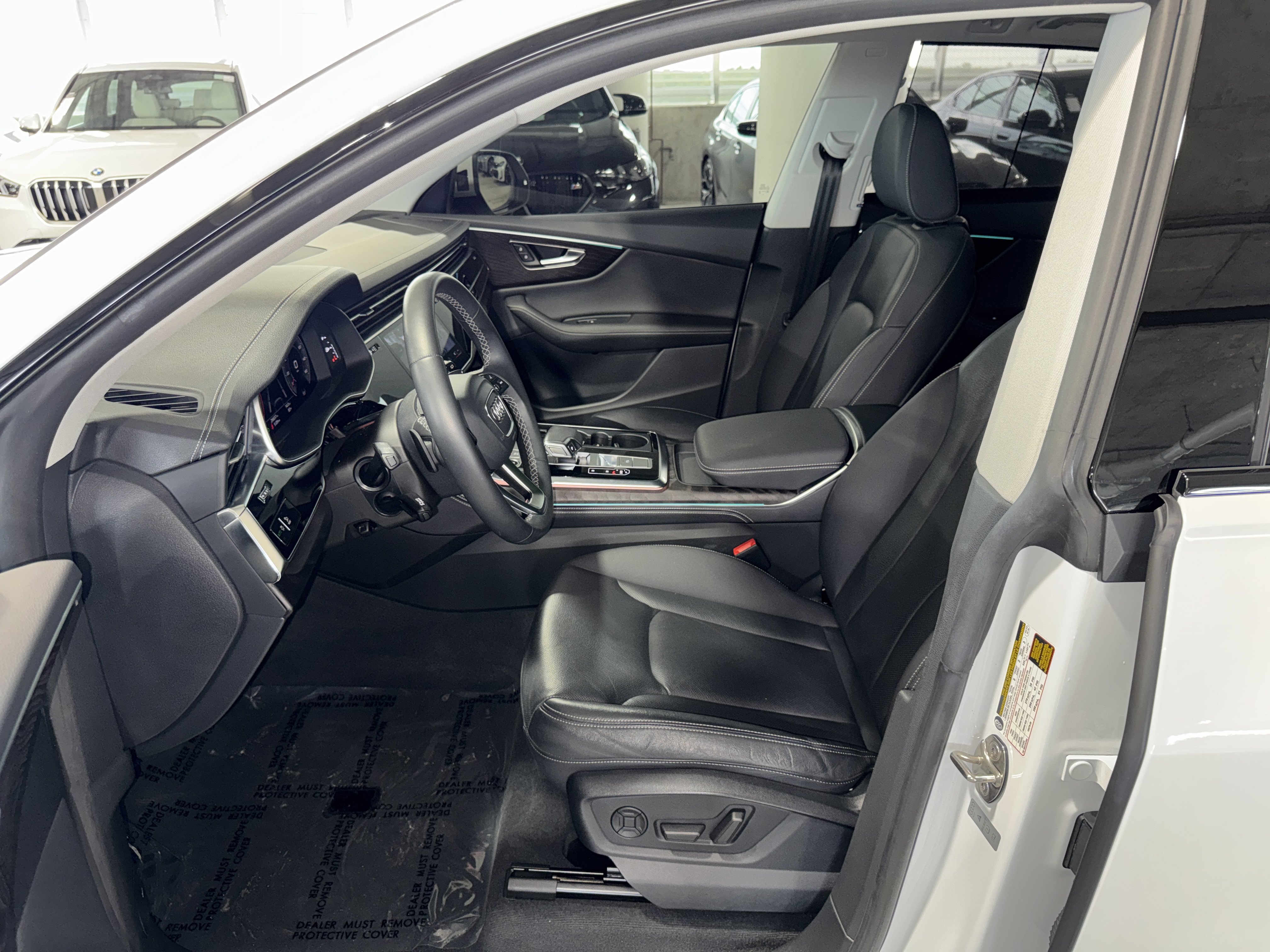 Used 2023 Audi Q8 Prestige AWD/4WD image 19
