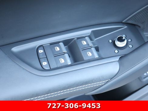 Used 2025 Audi Q5 2.0T Premium Plus w/ Premium Plus Package AWD/4WD image 11