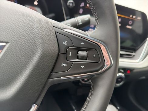 New 2026 Chevrolet Trax LT w/ Driver Confidence Package FWD image 13