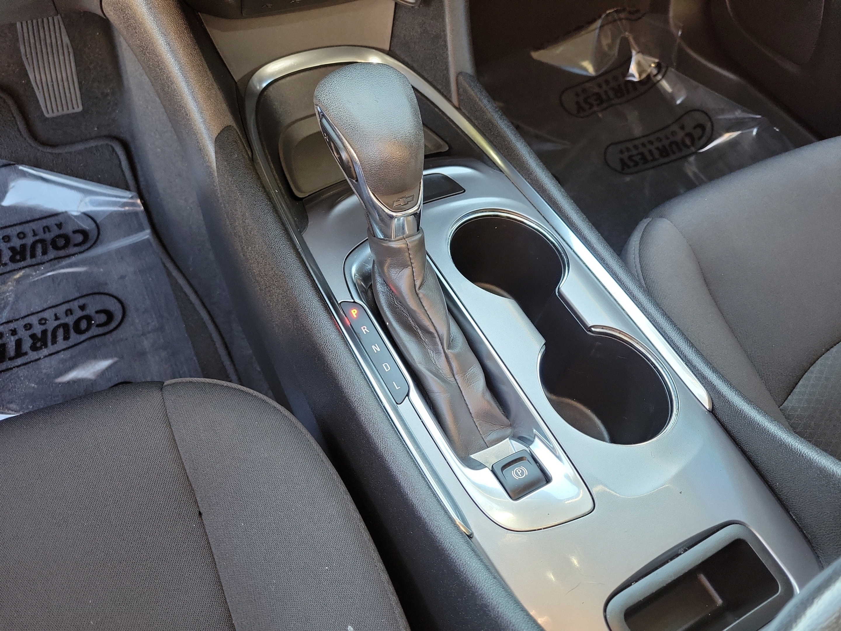 Used 2023 Chevrolet Malibu LT FWD image 22