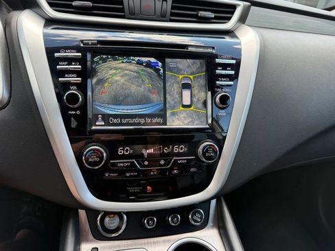 Used 2017 Nissan Murano Platinum FWD image 9
