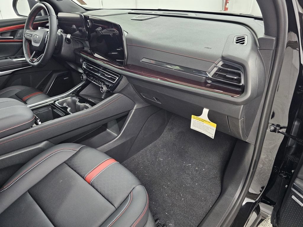 New 2026 Chevrolet Traverse RS FWD image 12