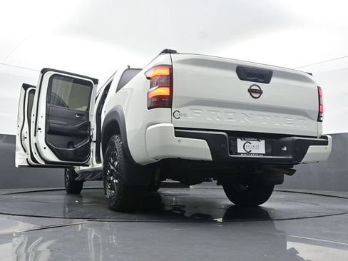 Used 2022 Nissan Frontier PRO-4X w/ Off-Road Protection Package AWD/4WD image 58