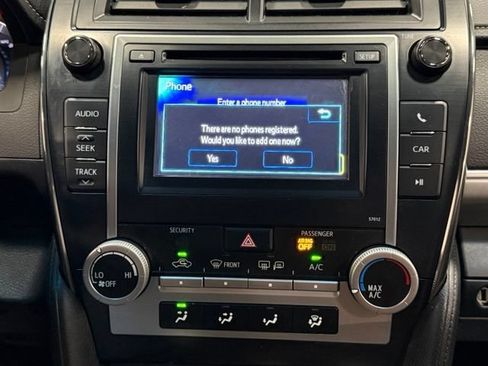 Used 2012 Toyota Camry SE FWD image 26