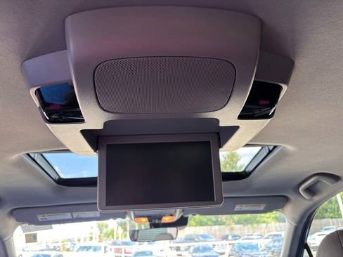 Used 2021 Honda Pilot Touring image 15