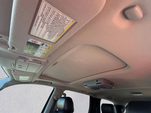 Used 2019 Toyota Sequoia TRD Sport w/ TRD Sport Premium Package image 20