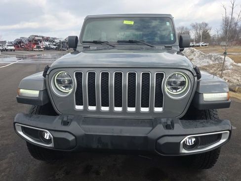 Used 2020 Jeep Wrangler Unlimited Sahara image 17