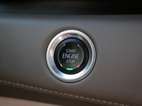 Certified 2024 Cadillac Escalade Sport Platinum AWD/4WD image 29