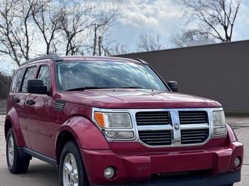 Used 2008 Dodge Nitro SLT image 2