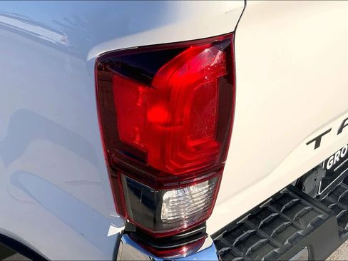 Used 2022 Toyota Tacoma SR5 image 26