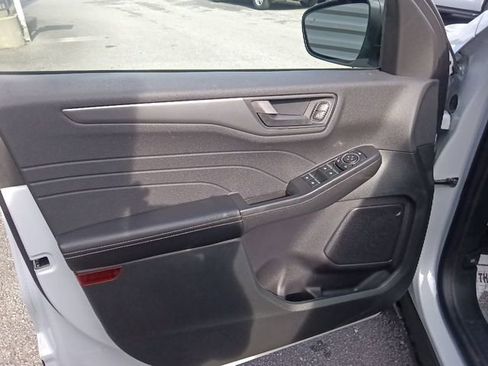 New 2026 Ford Escape Active w/ Tech Pack #1 FWD image 11