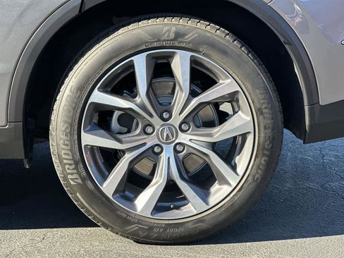 Certified 2023 Acura MDX FWD w/ Technology Package image 8