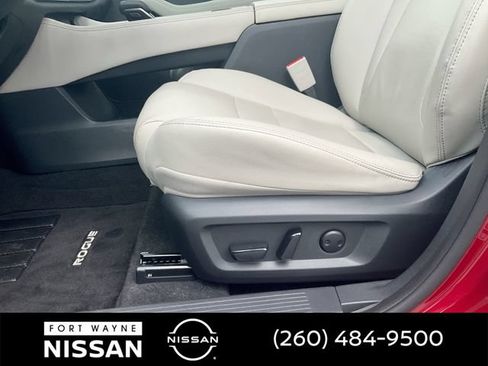 Certified 2023 Nissan Rogue SL w/ SL Premium Package AWD/4WD image 33