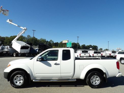 Used 2018 Nissan Frontier S image 55