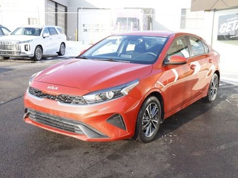 Used 2022 Kia Forte LXS image 7