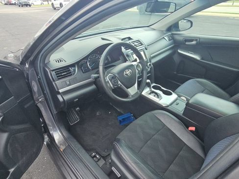 Used 2014 Toyota Camry SE FWD image 23