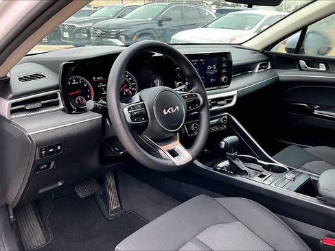 Used 2023 Kia K5 LXS image 15