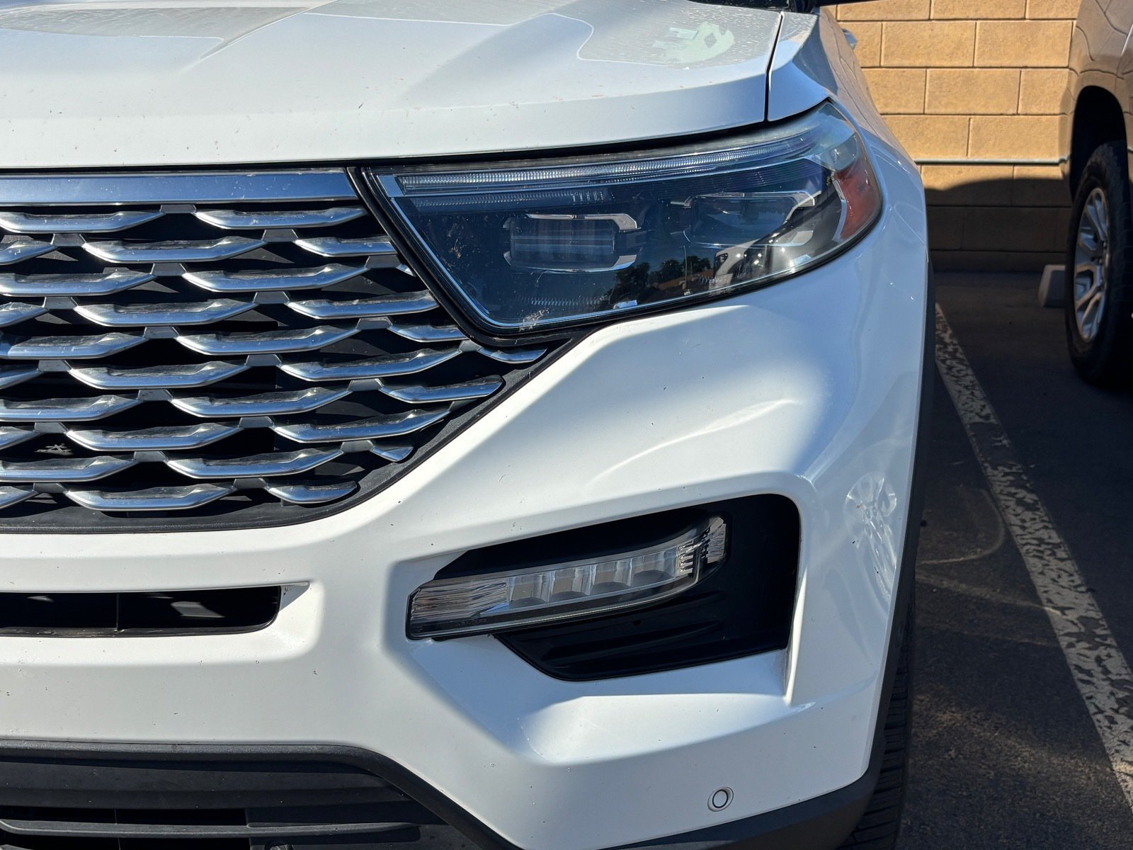 Used 2020 Ford Explorer Platinum w/ Premium Technology Package AWD/4WD image 8
